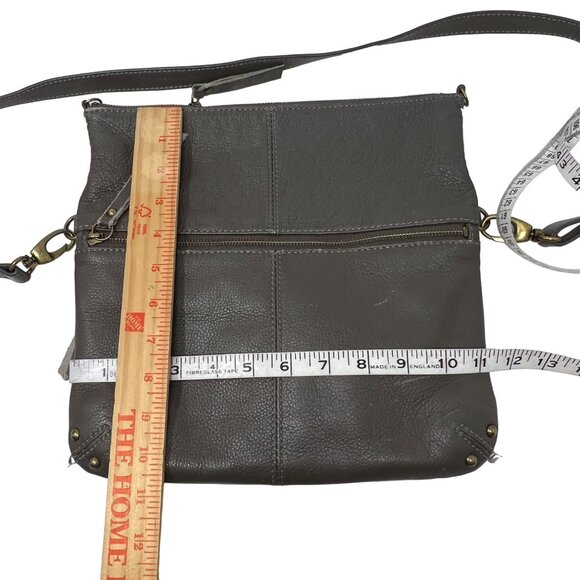 Lucky Brand Crossbody Shoulder Bag Fold over Taupe Pebbled Leather Tan Lining - Picture 9 of 11